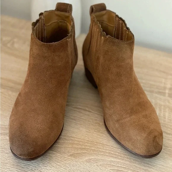 Jack Rogers Liddy Waterproof Suede Block Heel Booties size 7 - Picture 3 of 8